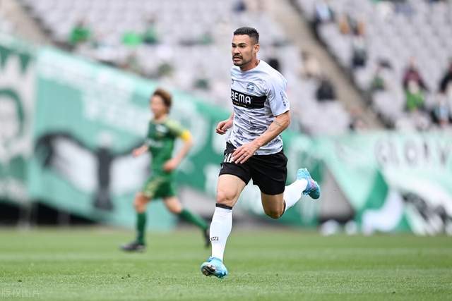世界杯 | 阿根廷主帅斯卡洛尼：西班牙队配得上胜利